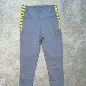 Grey Crossed Leggings